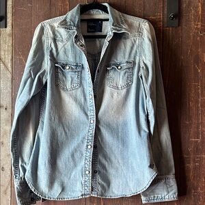 American Eagle Outfitters Faded Blue Button-Down Shirt